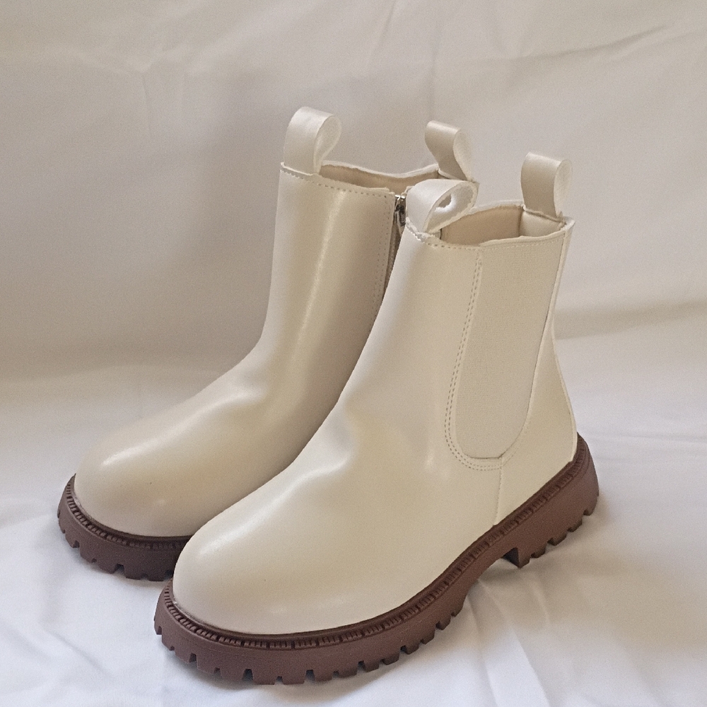 Cream Kids Chelsea Boots with Brown Lug Sole and Side Zip